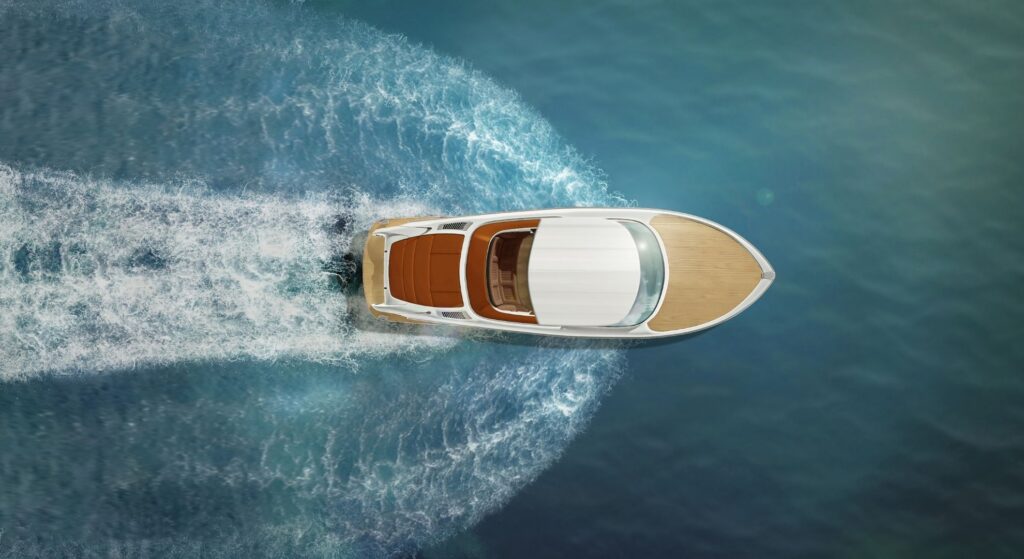 overhead view of boat and wake